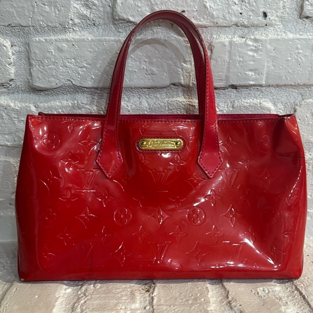 Authentic Louis Vuitton Vernis Wilshire PM Hand Bag Red